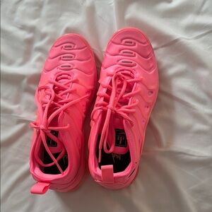 Nike Women's Athletic Shoes - Vibrant Pink